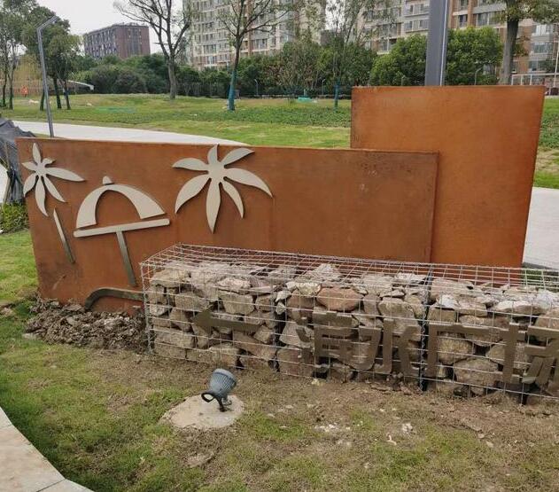 金塔锈钢板挡土墙